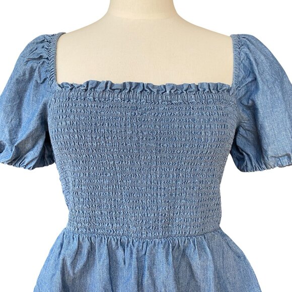 J Crew Chambray Puff Sleeve Smocked Shirt Sz M Square Neck Peplum Preppy Coast - Picture 2 of 12